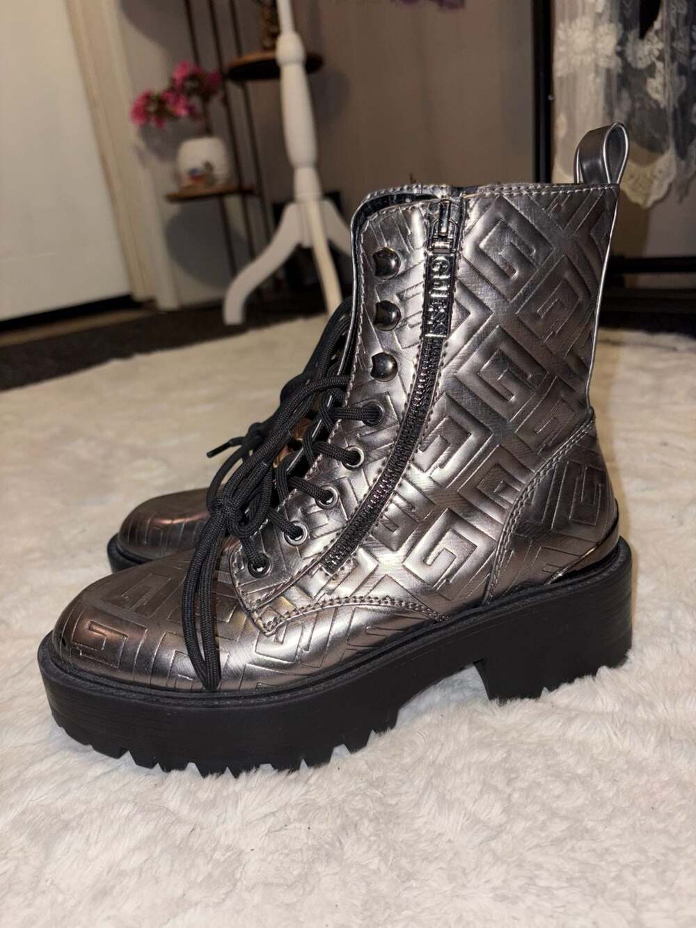 GUESS Fearne Women's Metallic Pewter Silver Logo Embossed Platform Combat Boots